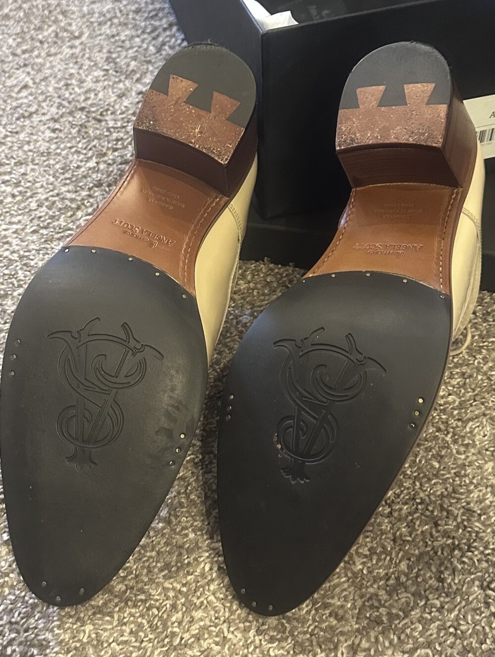 Angela Scott Patent Leather Lace-Up Heeled Oxfords - Picture 4 of 9
